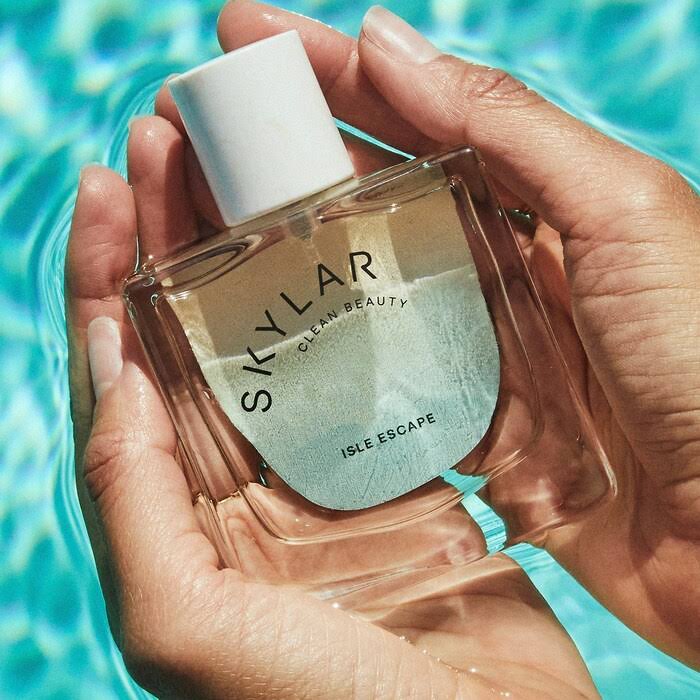 Eau De Parfum 1.7 oz/ 50 ml Spray Y148