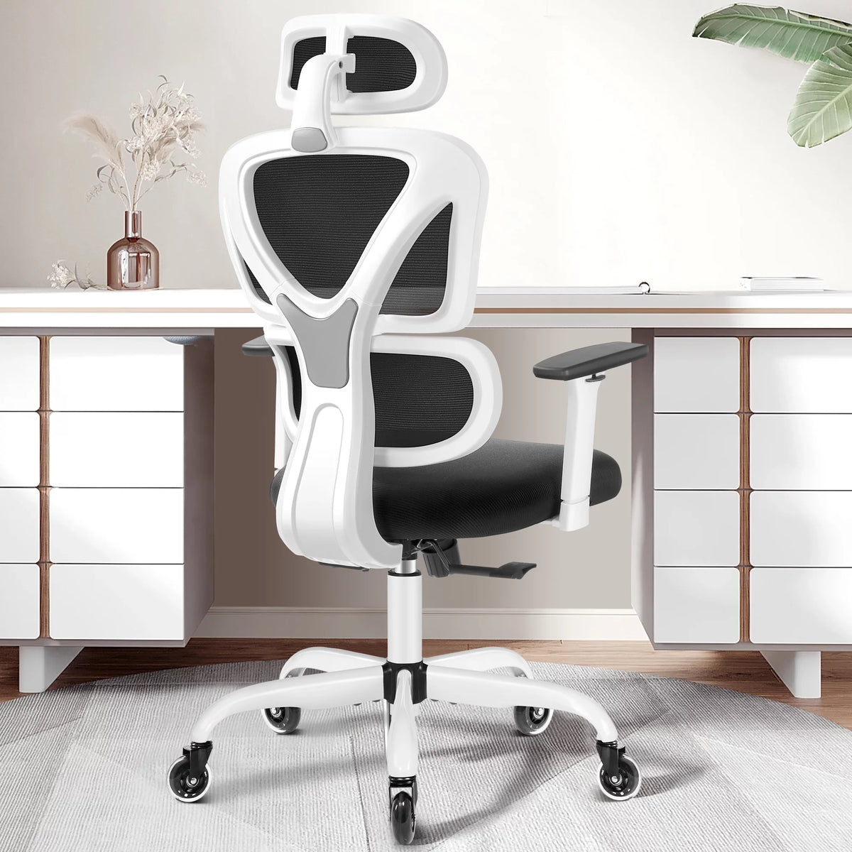 Black High Back Ergonomic Office Chair with Lumbar Support S77241