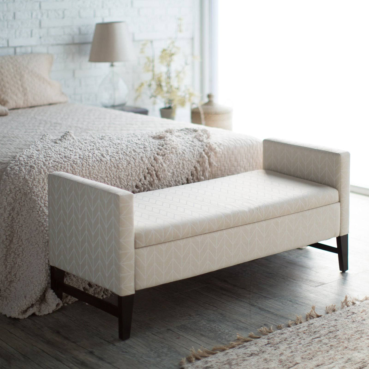 Upholstered Storage Bench X163255