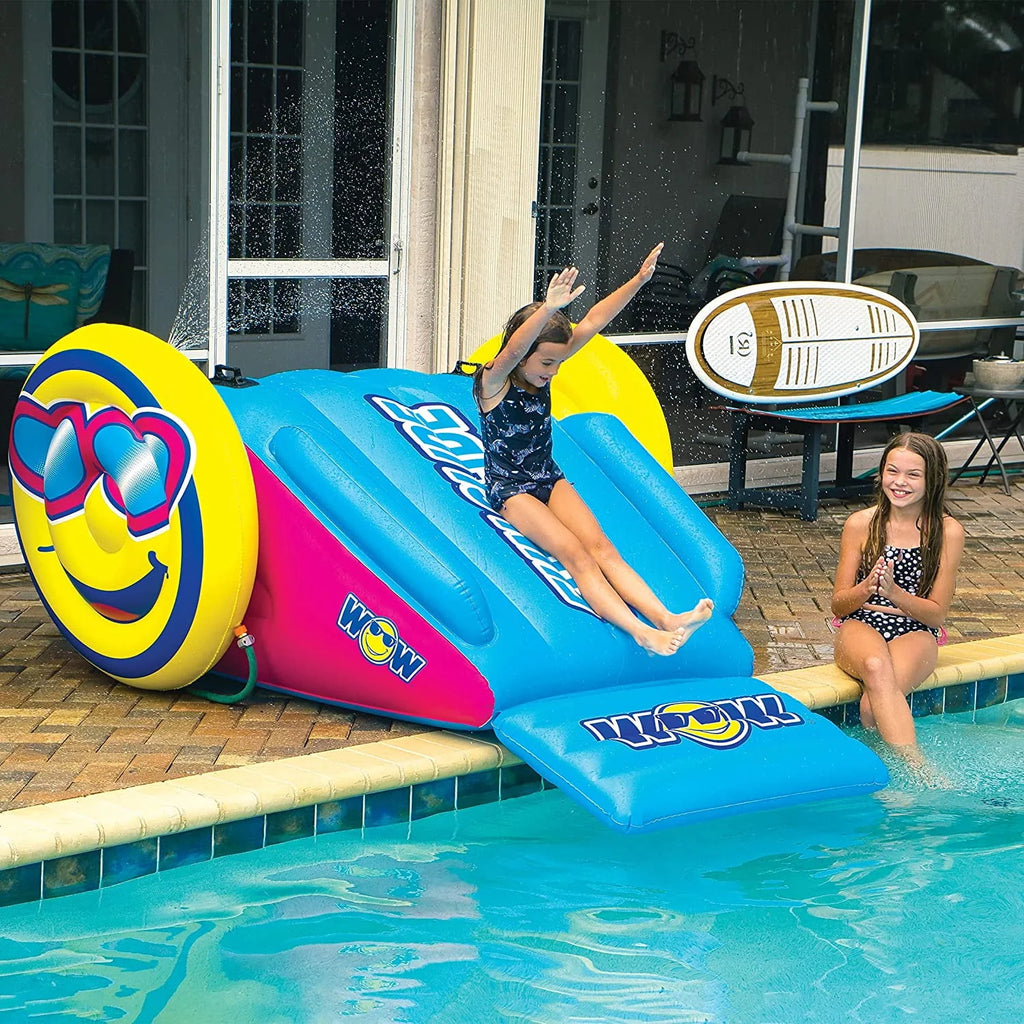 Inflatable Water Slide with Sprinklers T14782