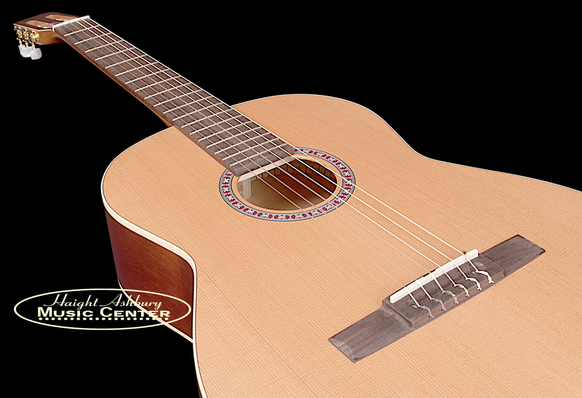 Classical Acoustic Guitar Natural C753305