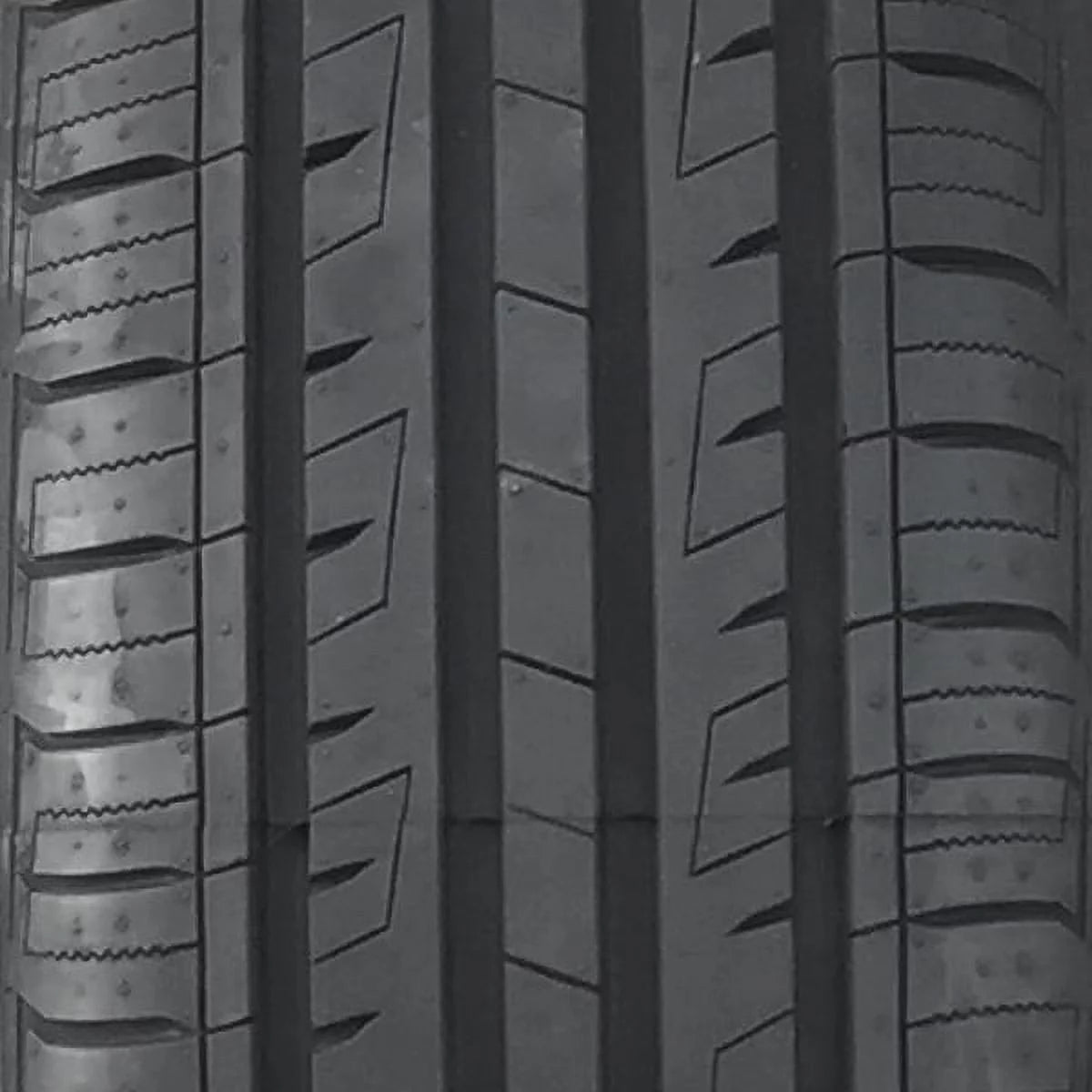 205/65R16 Tire K856779